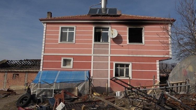 16 gündə 17 dəfə yanan evin sirri ortaya çıxdı- Hərkəs şokda!