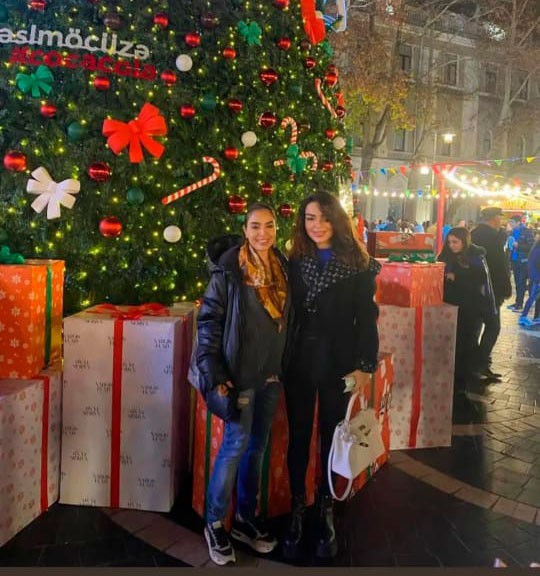 Leyla Əliyeva “Soyuq əllər, isti ürək” yarmarkasında— FOTOLAR