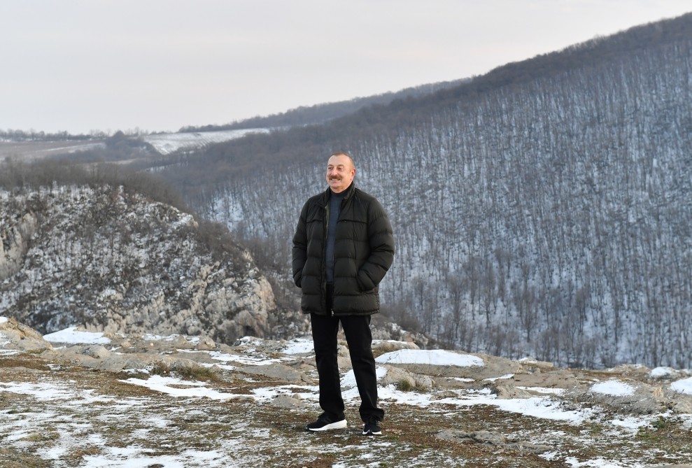 İlham Əliyev ailəsi iləŞuşada (FOTOLAR)