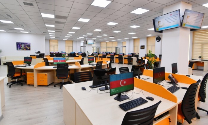 İlham Əliyev AZƏRTAC-ın yeni binasında- FOTOLAR (YENİLƏNİB)