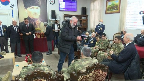 Azərbaycanlı Qazilərdən onlara hədiyyə göndərən "Hızır Çakırbeyli"yə sərt REAKSİYA:"Bizi İstanbulda tapsın" (FOTO+VİDEO)