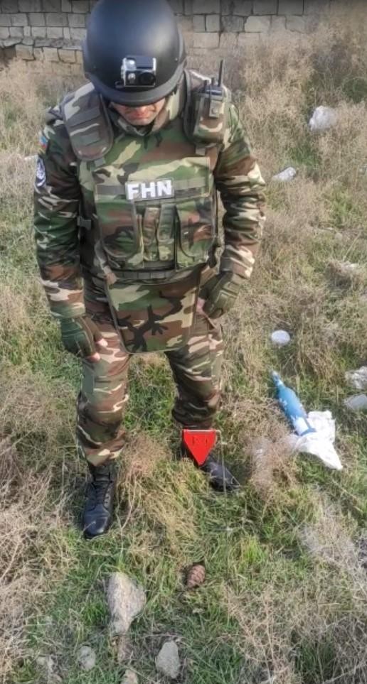 Bakıda dəmir yolu keçidində qumbaraTAPILDI - FOTO/VİDEO