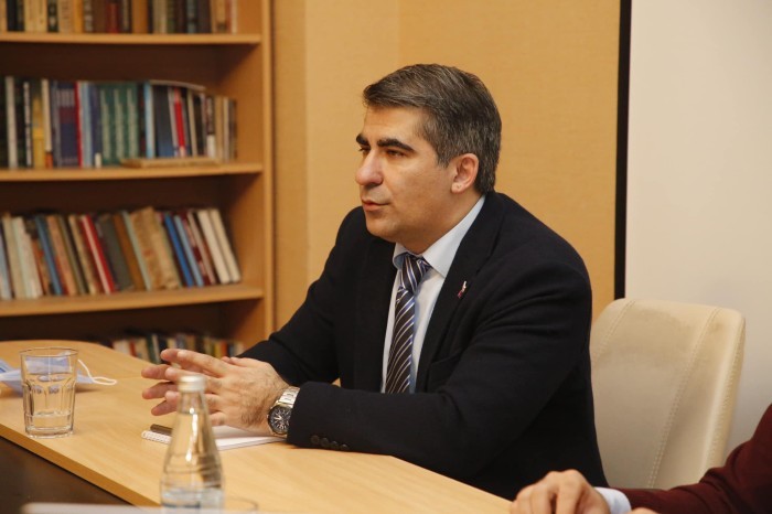 Təhsil Nazirliyində yeniTƏYİNAT (FOTO)