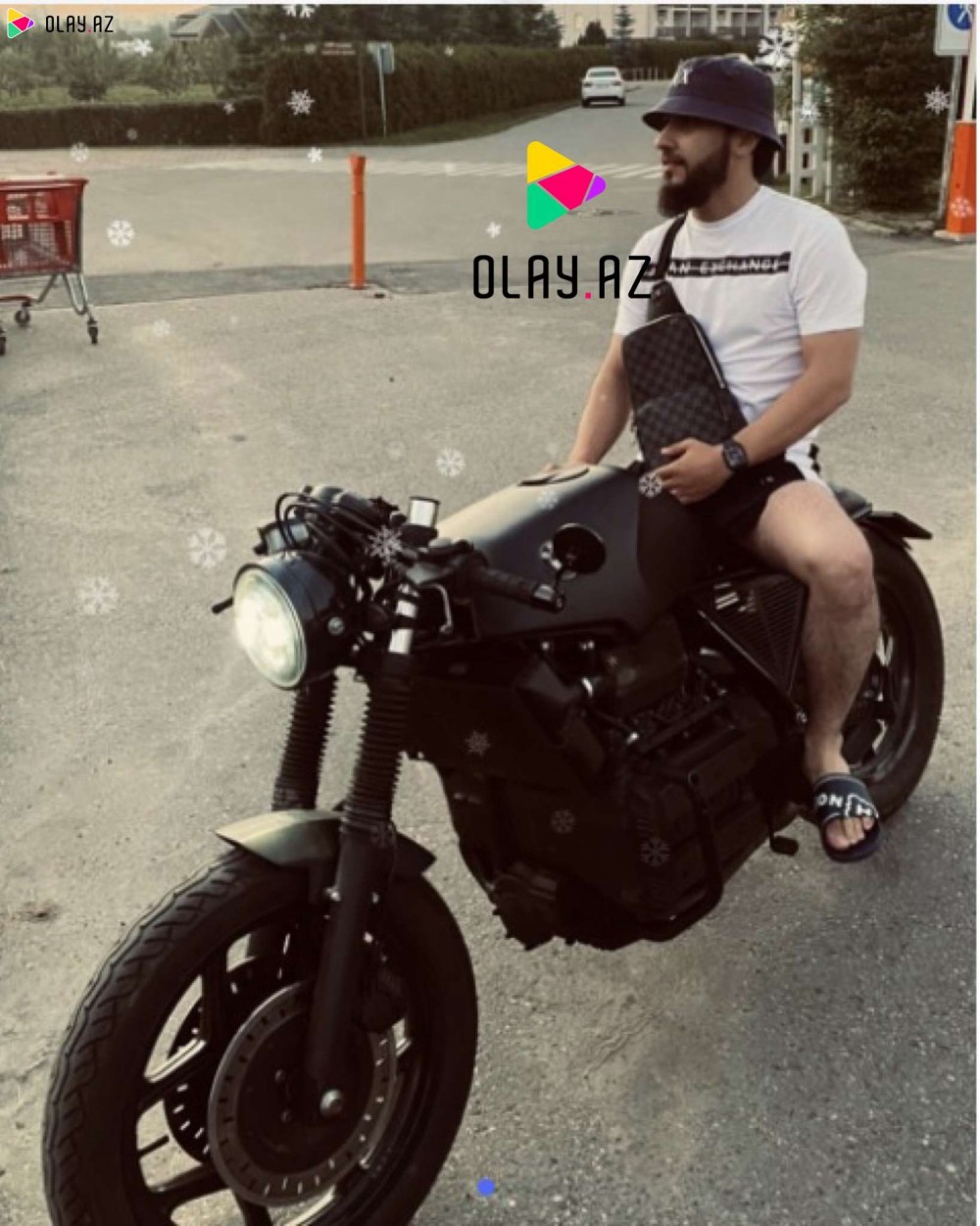 Aysunun gizlətdiyi sevgilisinin fotolarıortaya çıxdı (FOTO)