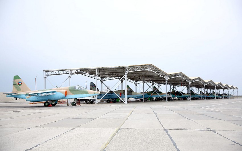 Baş Qərargah rəisi hava məkanının qorunması ilə bağlıTAPŞIRIQLAR VERDİ (FOTO)