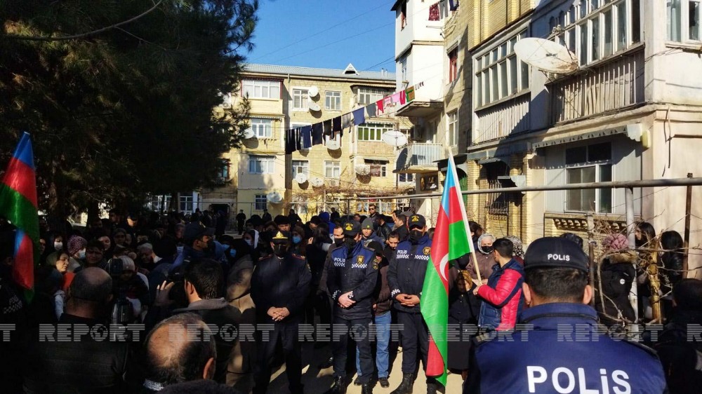 Kəlbəcərdə şəhid olan zabitin nəşi ailəsinə təhvilverildi - FOTOLAR