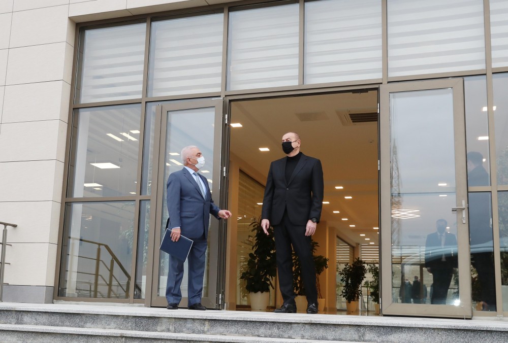 İlham Əliyev “Qobu” Enerji Qovşağının açılışında iştirak etdi- FOTOLAR (YENİLƏNİB)