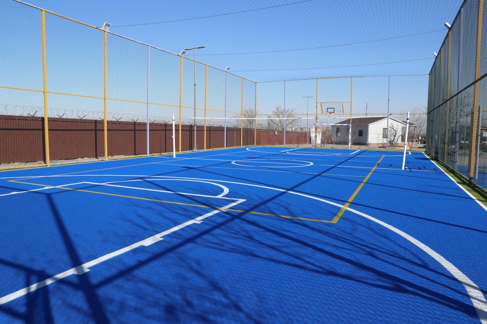 İlham Əliyev və birinci xanım Prezidentin xüsusi nümayəndəliyinin qərargahında- FOTOLAR