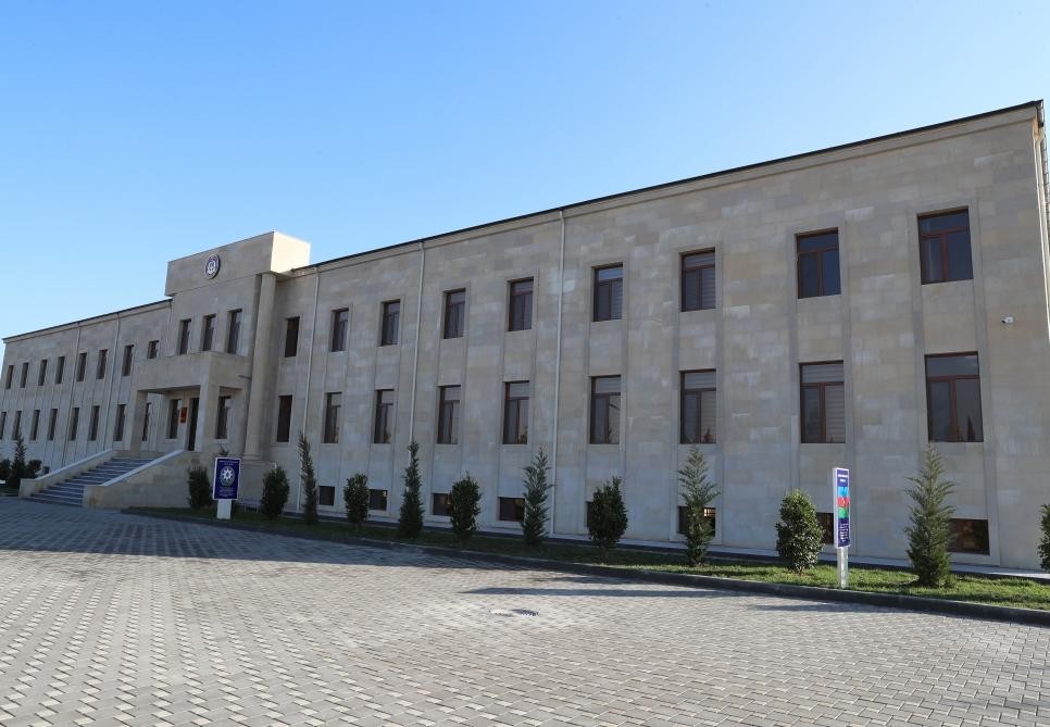 Vilayət Eyvazov Prezidentə raport verdi- FOTOLAR