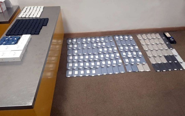 İstanbuldan Bakıya külli miqdarda “iPhone” gətirmək istədi- VİDEO