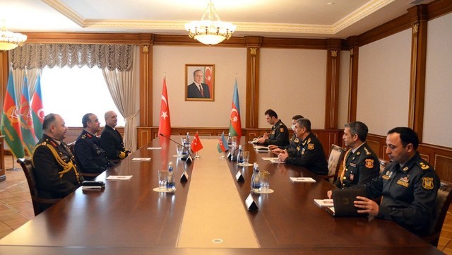 Zakir Həsənov türkiyəli generalla görüşdü- FOTO
