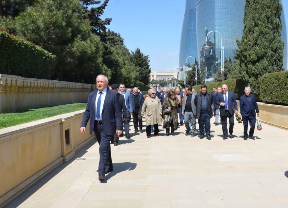 “Qazax” Xeyriyyə İctimai Birliyi nin təşəbbüsü ilə Alı Mustafayevin xatirəsi yad edildi- FOTO