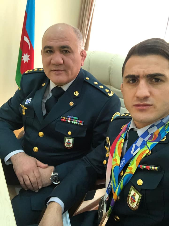 General Firdovsi Umudova polkovnik, Hacı Əliyevə kapitanrütbəsi verdi - FOTO