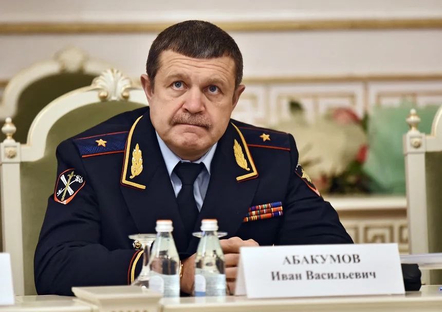 Rusiyada bir neçə general SAXLANILDI- aralarında nazir köməkçisi var (FOTOLAR)