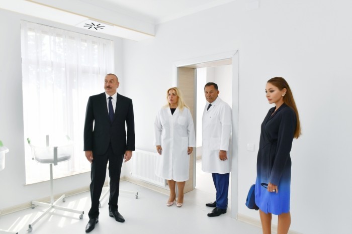 Prezident və xanımı 2 nömrəli doğum evindəki şəraitlə tanış oldu- FOTOLAR