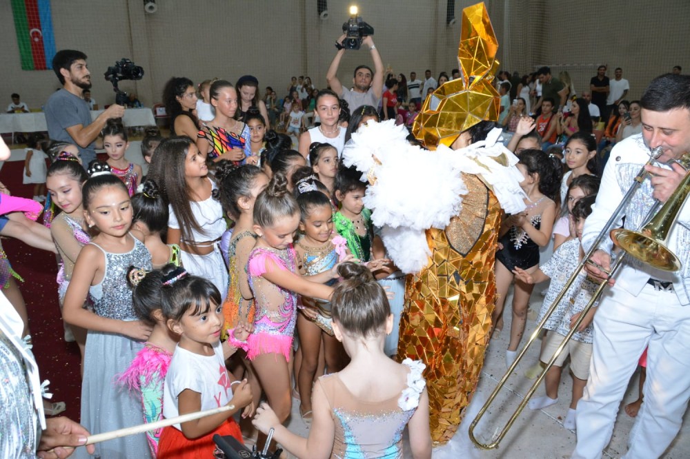 Azərbaycanda yeni idman klubu açıldı- Möhtəşəm şou və çıxışlar (Fotolar)