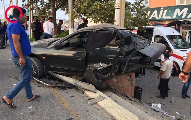 Qadın sürücü yüksək sürətlə qəza törətdi- ölən var (FOTOLAR)