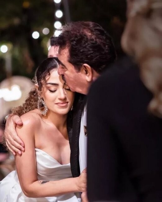 Tatlısəsdən qızına 600 minlik hədiyyə- FOTOLAR