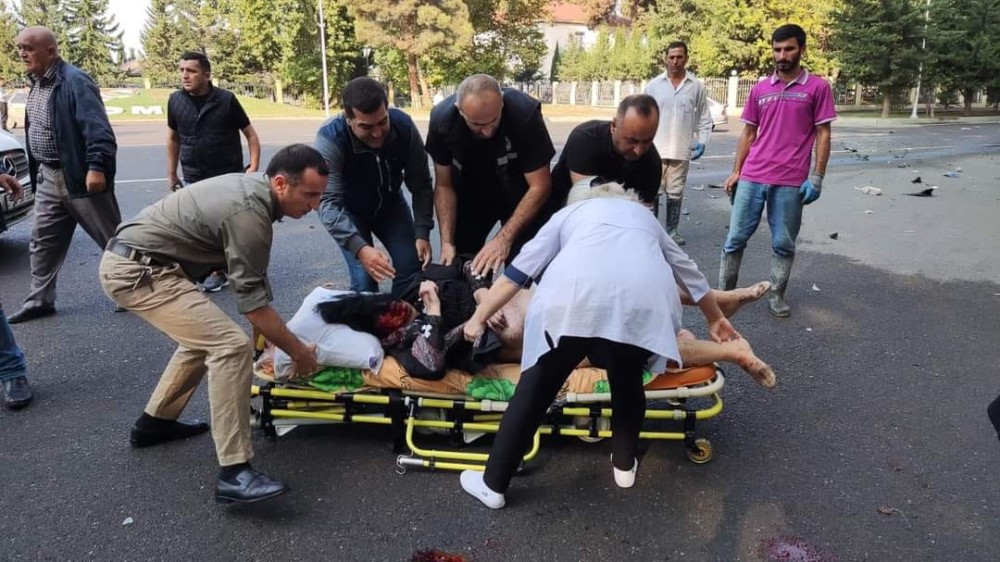 Mingəçevirdə DƏHŞƏTLİ QƏZA:2 qadın öldü (FOTOLAR)