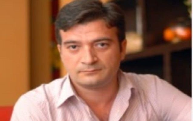 Azərbaycanda məmur qəfil öldü- FOTO