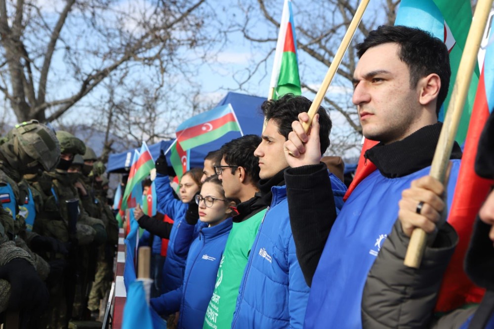 Könüllülər və gənclər təşkilatları Qarabağda ekoloji təcavüzə qarşı aksiyaya dəstək verirlər- FOTOLAR