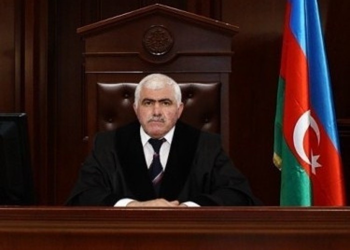 Prezident bu hakimlə bağlısərəncam imzaladı - FOTO