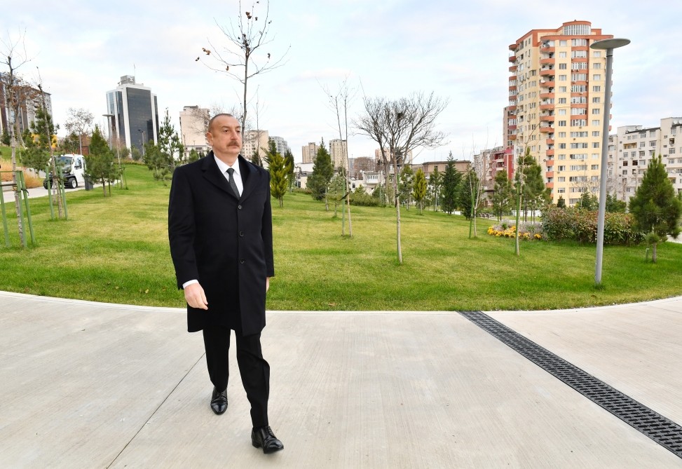 Prezident Mərkəzi Parkın 2-ci hissəsinin açılışına qatıldı- FOTOLAR