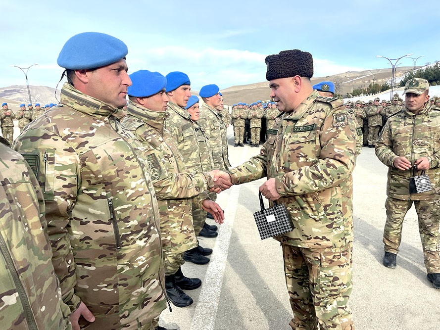 Baş Qərargah rəisi hərbi hissələrin döyüş hazırlığını yoxladı- FOTOLAR