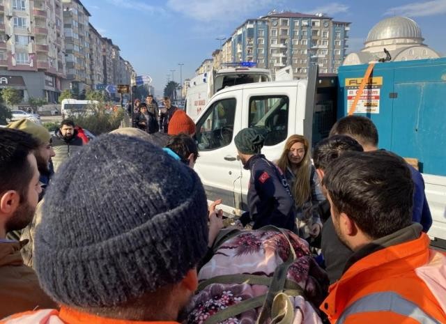 30 saat axtardılar: Ana xilas edilsə də,azyaşlı övladları öldü... (VİDEO)