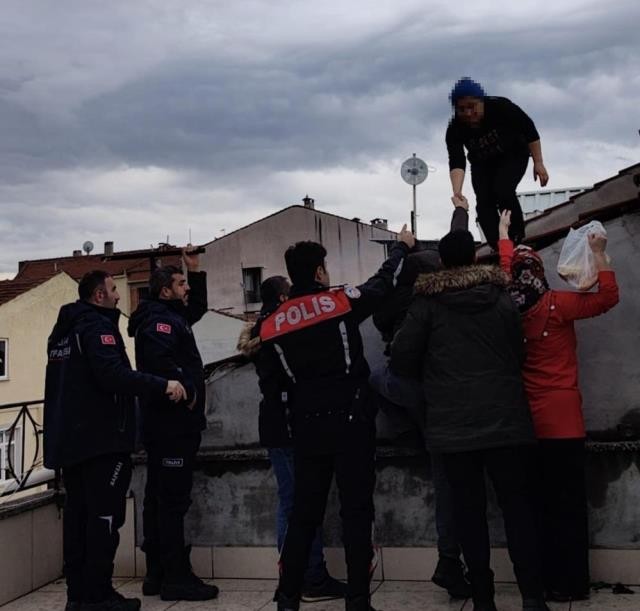 Kirayə pulunu ödəyə bilməyən qadın intihara cəhd etdi(FOTO)