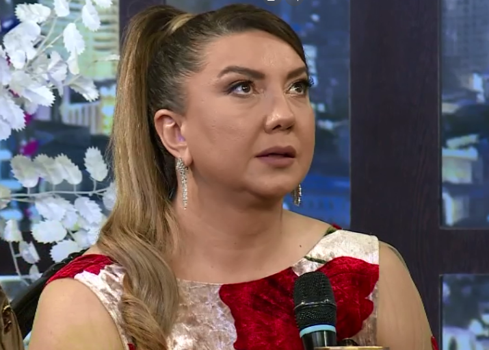 Nazilə yad kişinin ona aldığı bahalı avtomobildən İMTİNA ETDİ:Mənə maşın göndərən... - FOTO