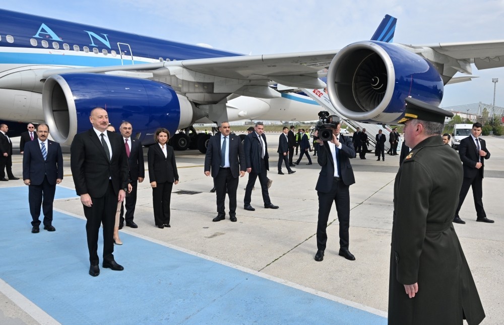 Prezident və birinci xanım Türkiyəyə səfər etdi -FOTOLAR