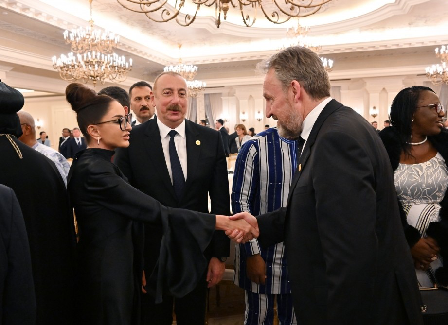 Ərdoğanın andiçmə mərasimindən maraqlıFOTOLAR