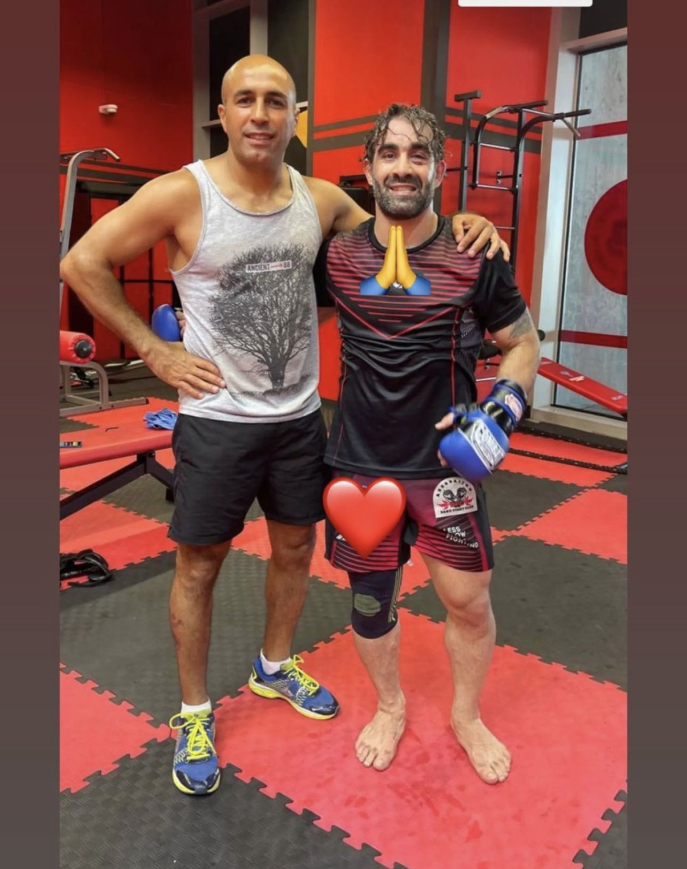 Rafael Ağayevin gözü çapıldı- FOTO