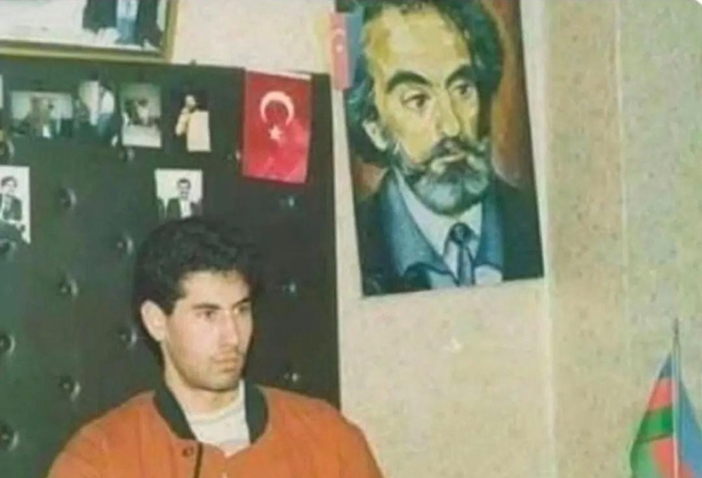 Sinan Oğanın Azərbaycanda 30 il əvvəlki görüntüsü -FOTO
