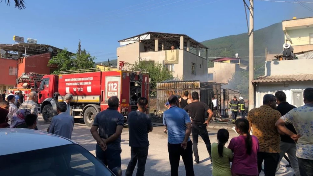 Türkiyədə zəlzələ qurbanlarının başına daha bir iş gəldi