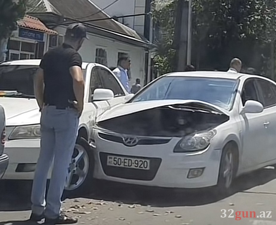 Göyçayda 3 avtomobil toqquşdu -FOTOLAR