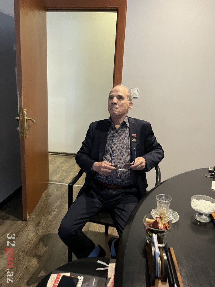 Qərib ölkəyə sığınmaq məcbiriyyətində qalanMilli Qəhrəman - FOTOLAR