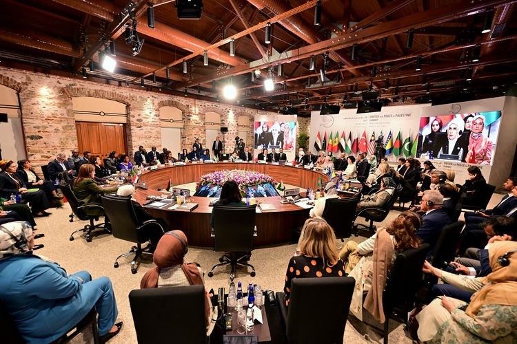 Əminə Ərdoğan: Qəzza bu gün naməlum uşaqlarşəhəridir