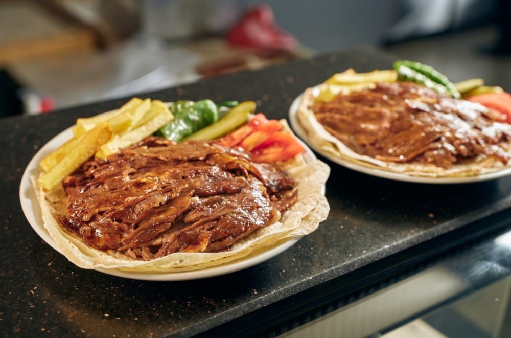 İstanbulun İkonik Küçə Ləzzətləri