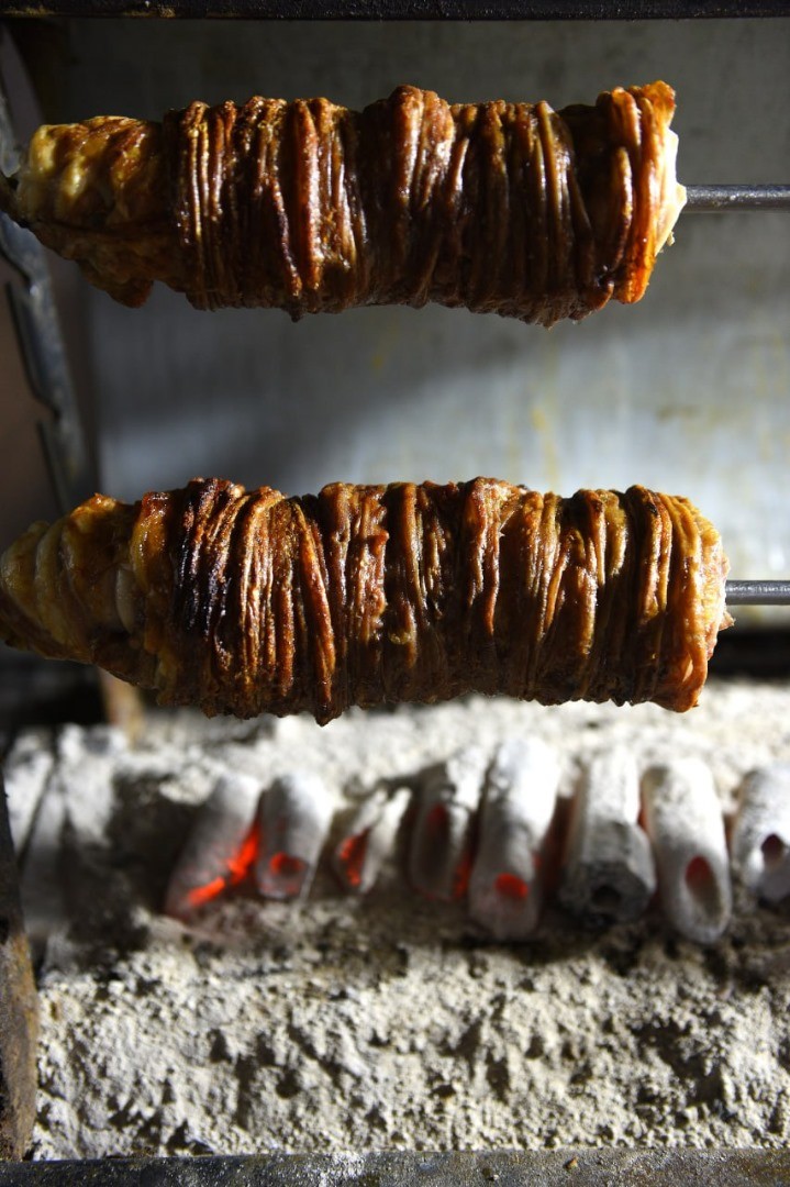 İstanbulun İkonik Küçə Ləzzətləri