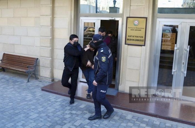 Ailəsini öldürən Əhmədin son halı: barmaqlar qırılıb, ayağı...-FOTOLAR