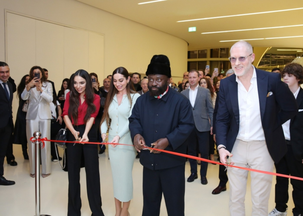 Leyla Əliyeva və Arzu Əliyeva açılışda iştirak etdilər(FOTOLAR)