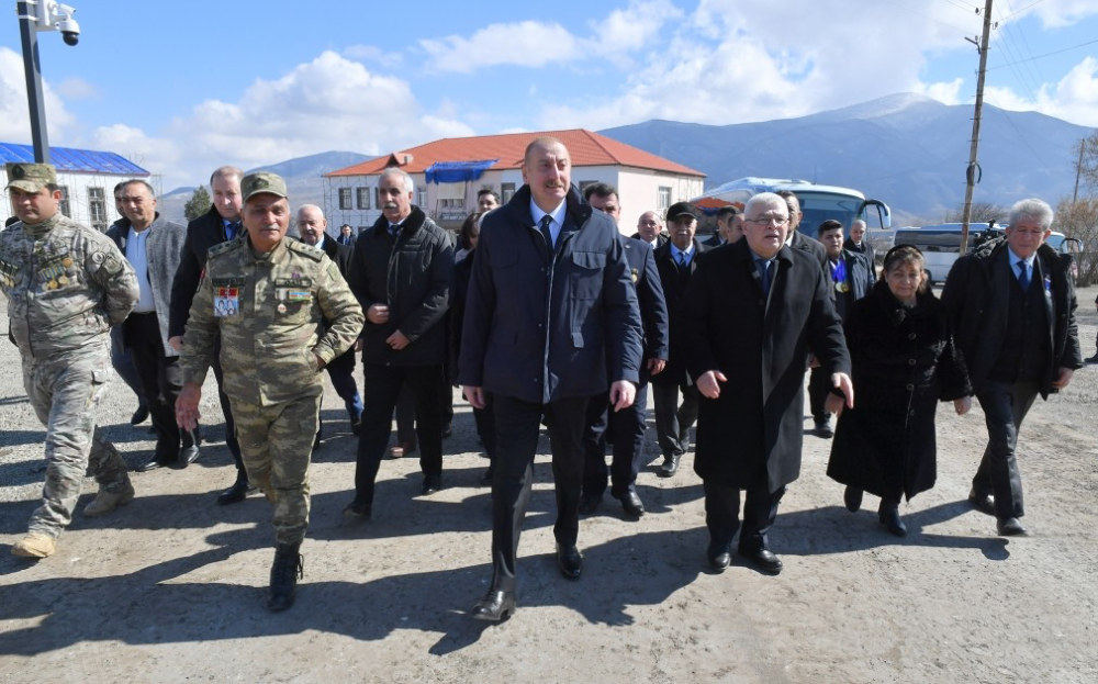 İlham Əliyev Xocalıda Soyqırımı Memorialının təməlini qoydu - YENİLƏNİB (VİDEO)