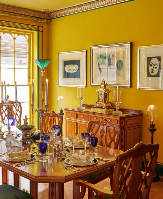 Rok musiqiçisinin evi 36 milyon dollara satışa çıxarıldı - FOTO