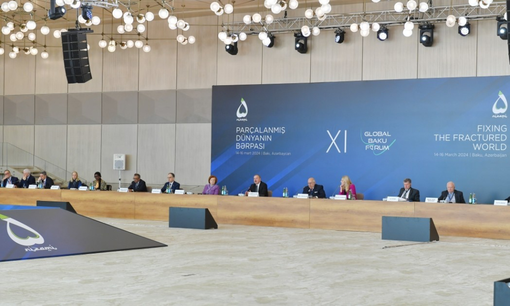 İlham Əliyev Bakıda keçirilən Qlobal Forumda iştirak edib -FOTOLAR (YENİLƏNİB)