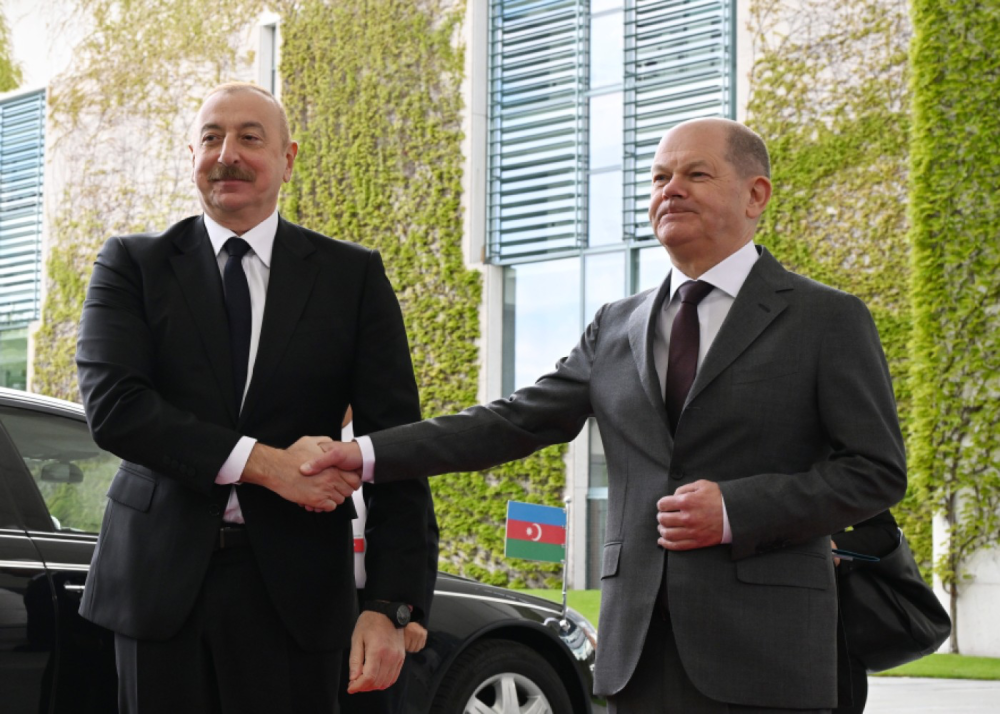 İlham Əliyevlə Şoltsun geniş tərkibdə görüşü başladı - FOTOLAR (YENİLƏNİB)