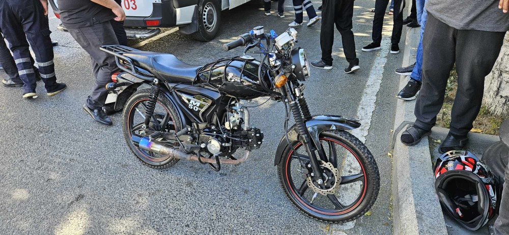 Nizami metrosu yaxınlığında AĞIR QƏZA: Ölən var - FOTO/VİDEO