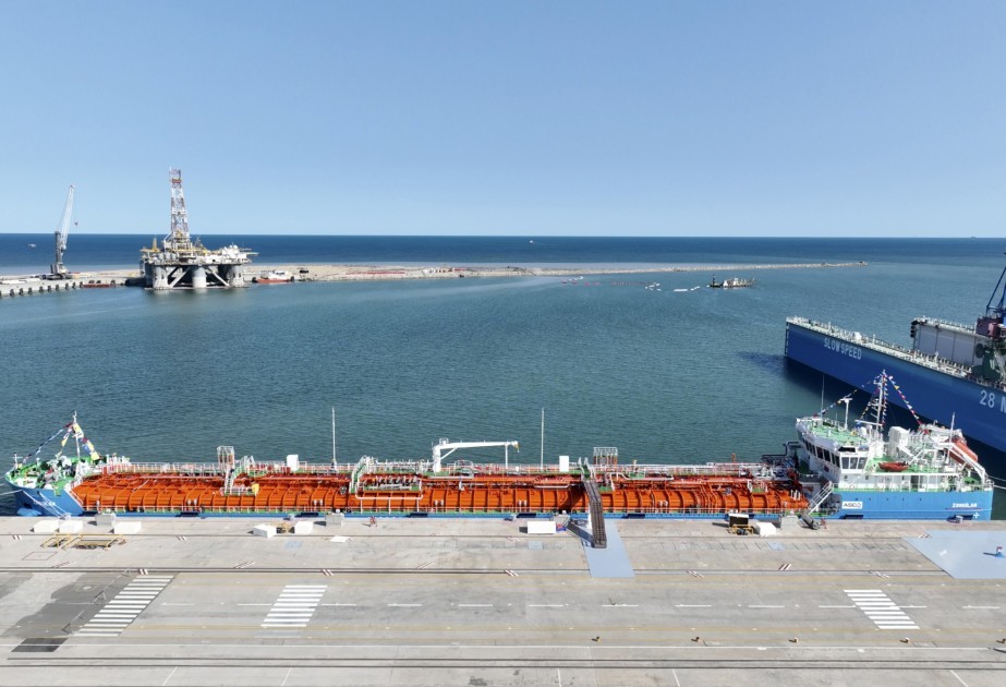 Prezident “Zəngilan” tankerinin istismara verilməsi mərasimində iştirak etdi - FOTO