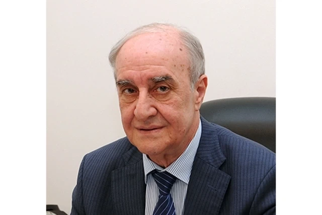 Prezident general-leytenantla bağlı SƏRƏNCAM İMZALADI- FOTO